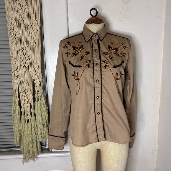 Vintage Panhandle Slim Women’s Medium Western Embroidered Pearl Snap Shirt - Picture 2 of 7